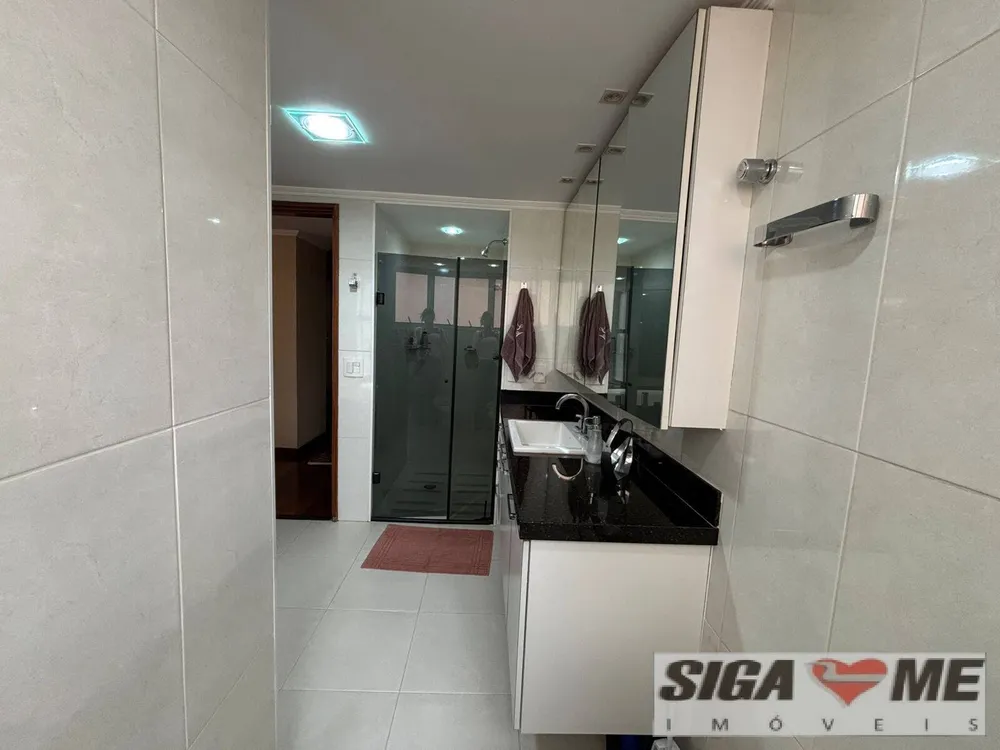 Apartamento, 4 quartos, 230 m² - Foto 8