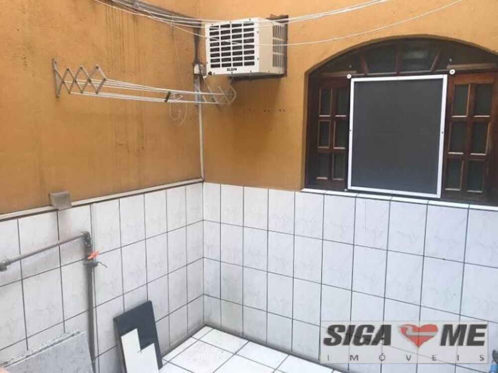 Sobrado, 3 quartos, 121 m² - Foto 2