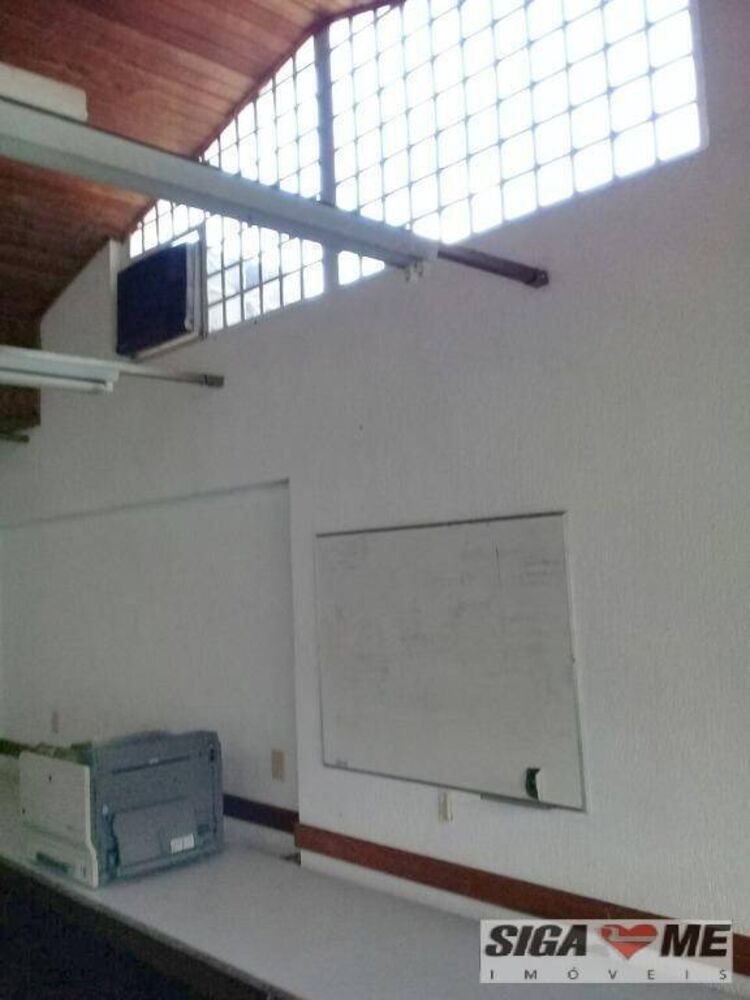Casa à venda e aluguel com 7 quartos, 330m² - Foto 18