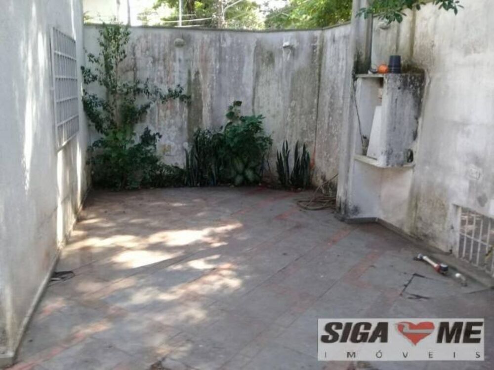 Casa à venda e aluguel com 7 quartos, 330m² - Foto 23