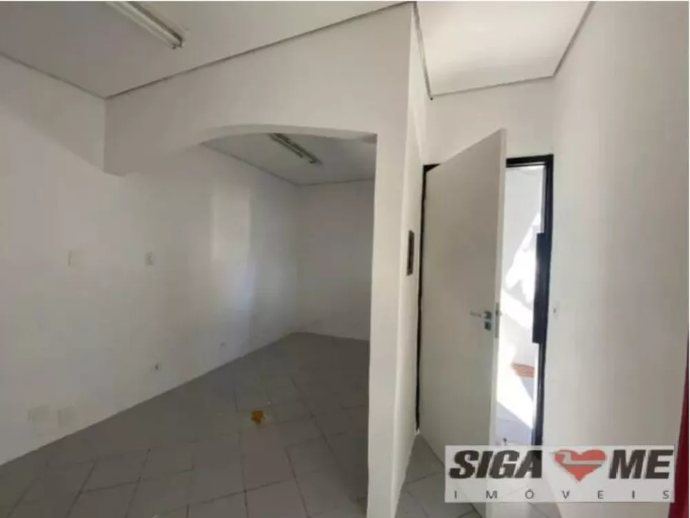 Casa à venda com 3 quartos, 123m² - Foto 1