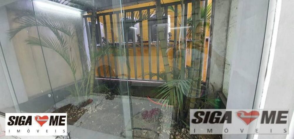 Sobrado, 8 quartos, 220 m² - Foto 1