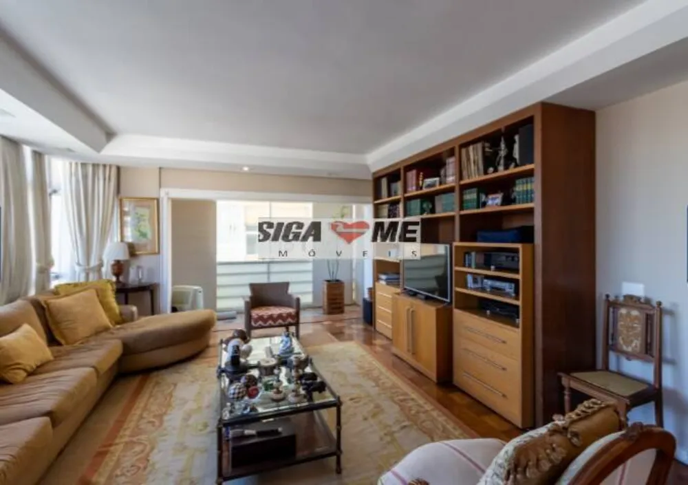 Apartamento, 3 quartos, 210 m² - Foto 1
