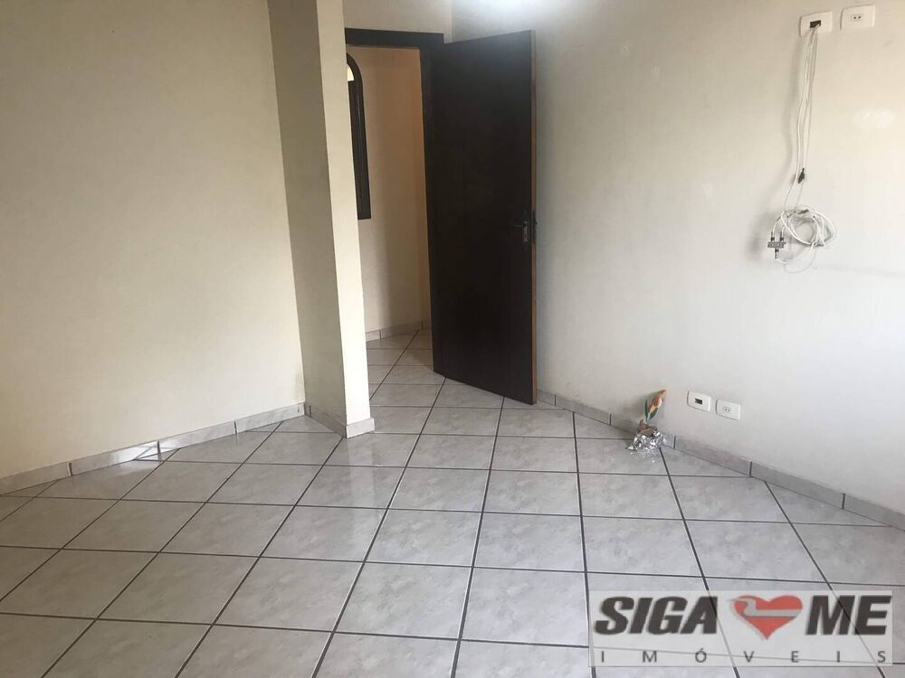 Casa à venda com 3 quartos, 121m² - Foto 17