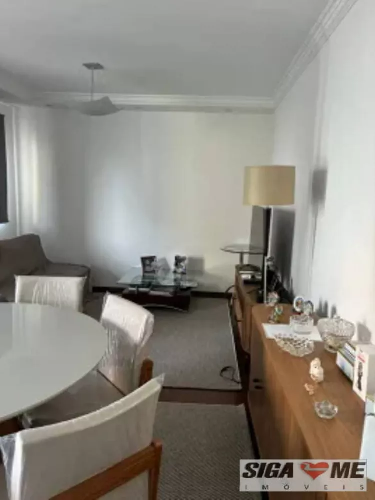 Apartamento à venda com 3 quartos, 142m² - Foto 2