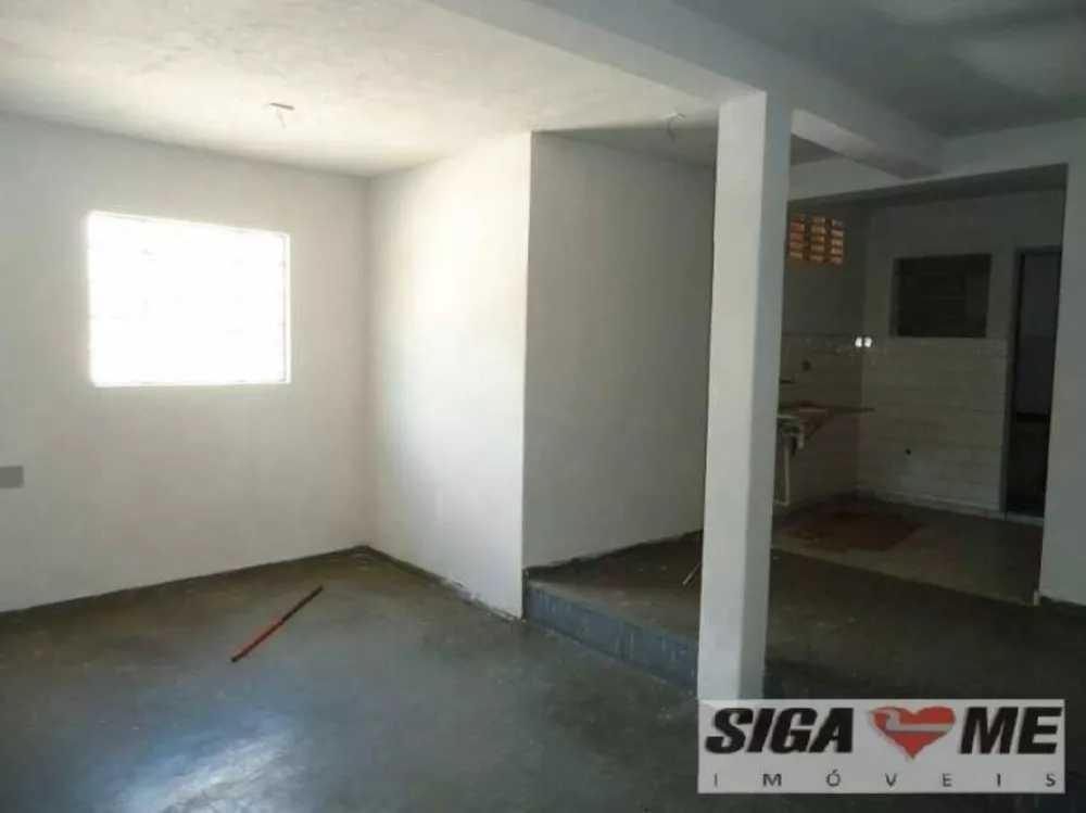 Sobrado para alugar com 3 quartos, 130m² - Foto 1