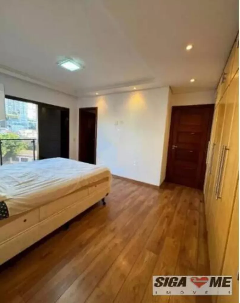 Apartamento para alugar com 3 quartos, 216m² - Foto 3