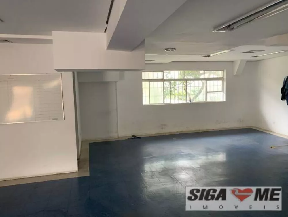 Prédio Inteiro para alugar, 700m² - Foto 1