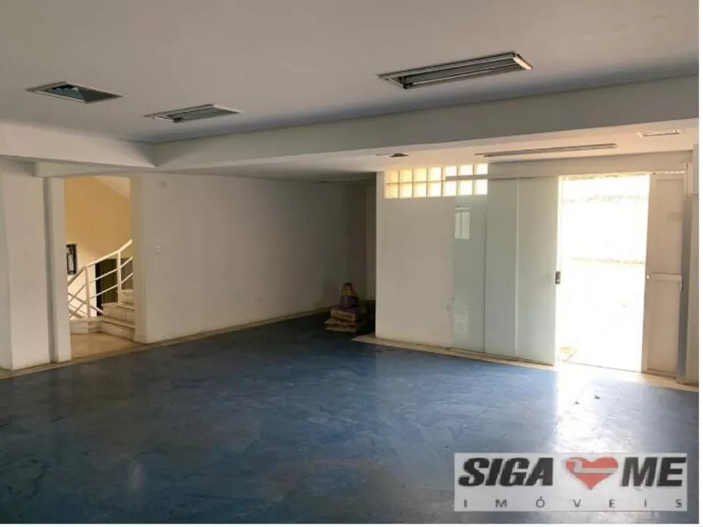 Prédio Inteiro para alugar, 700m² - Foto 4