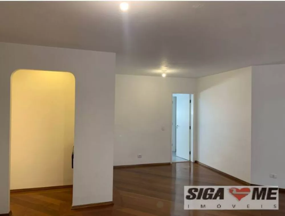 Apartamento à venda com 4 quartos, 142m² - Foto 4