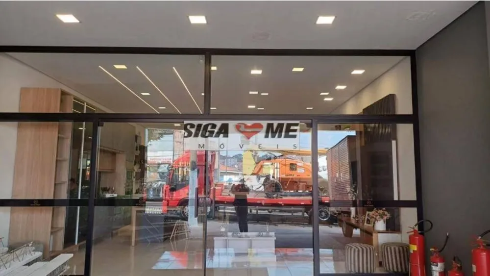 Loja-Salão, 950 m² - Foto 1