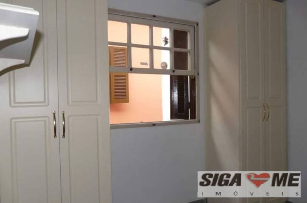 Sobrado para alugar com 3 quartos, 177m² - Foto 1