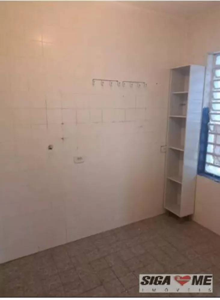 Casa à venda com 3 quartos, 200m² - Foto 4