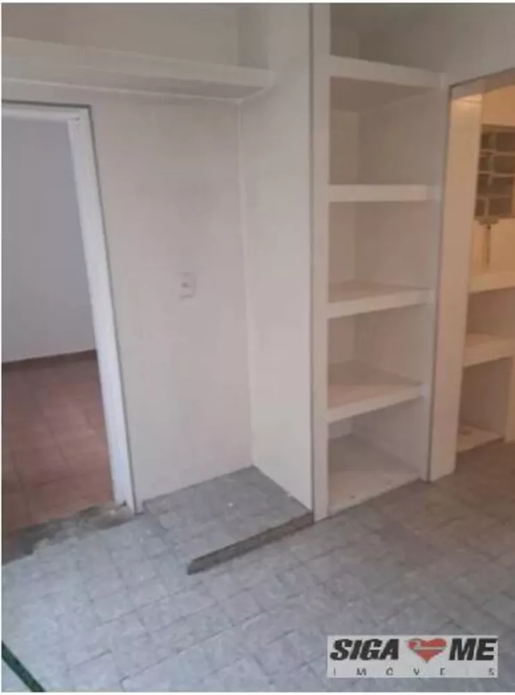 Casa à venda com 3 quartos, 200m² - Foto 3