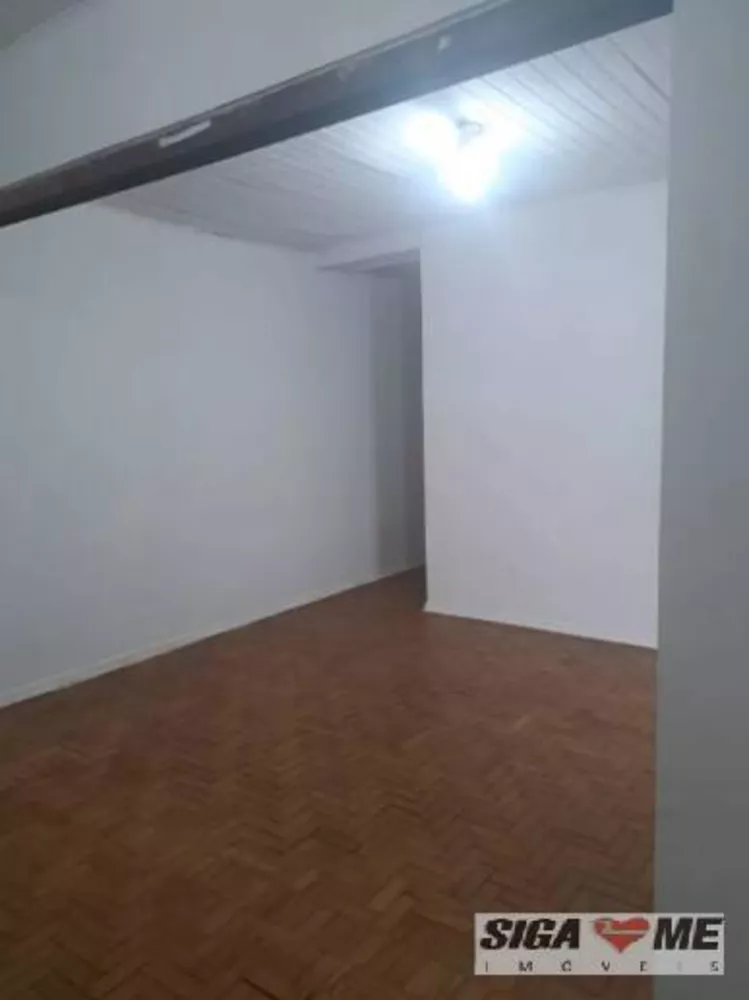 Casa à venda com 3 quartos, 200m² - Foto 1