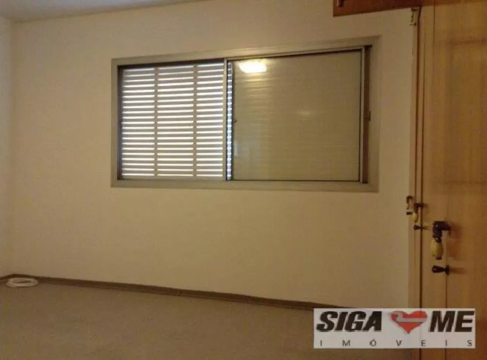 Apartamento à venda com 3 quartos, 170m² - Foto 2