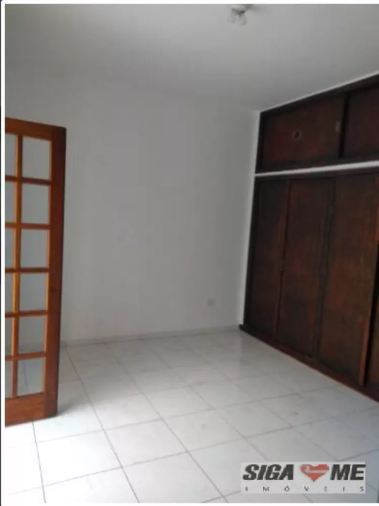 Casa à venda com 3 quartos, 202m² - Foto 3