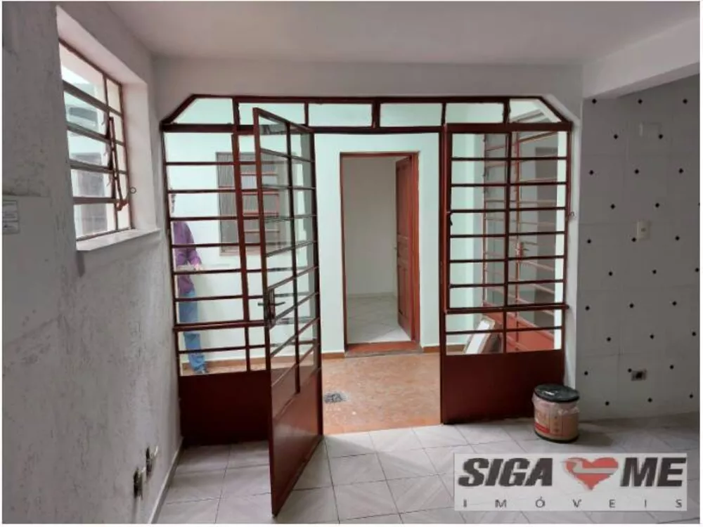 Casa à venda com 5 quartos, 330m² - Foto 1