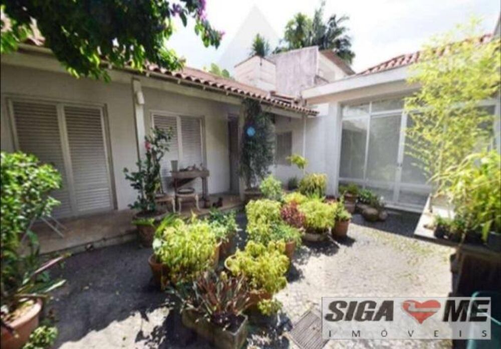 Sobrado, 8 quartos, 400 m² - Foto 12