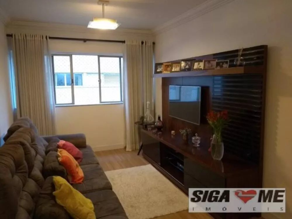 Apartamento à venda com 3 quartos, 105m² - Foto 3