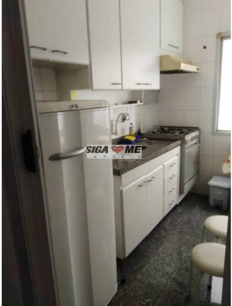 Apartamento, 1 quarto, 32 m² - Foto 2