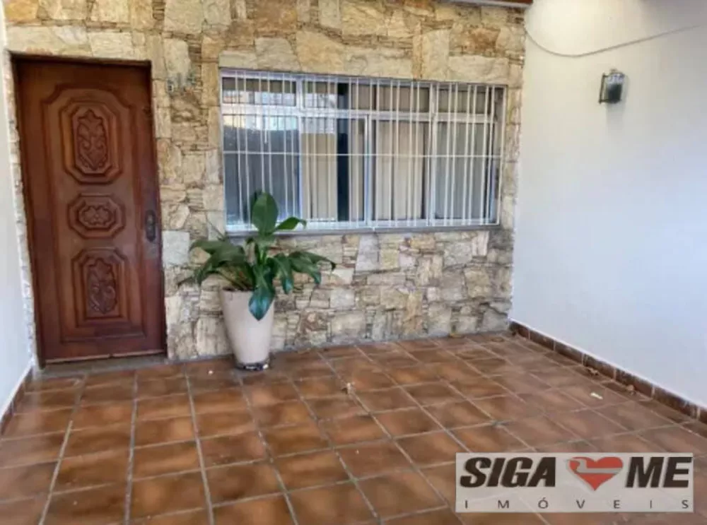 Casa à venda e aluguel com 3 quartos, 170m² - Foto 1