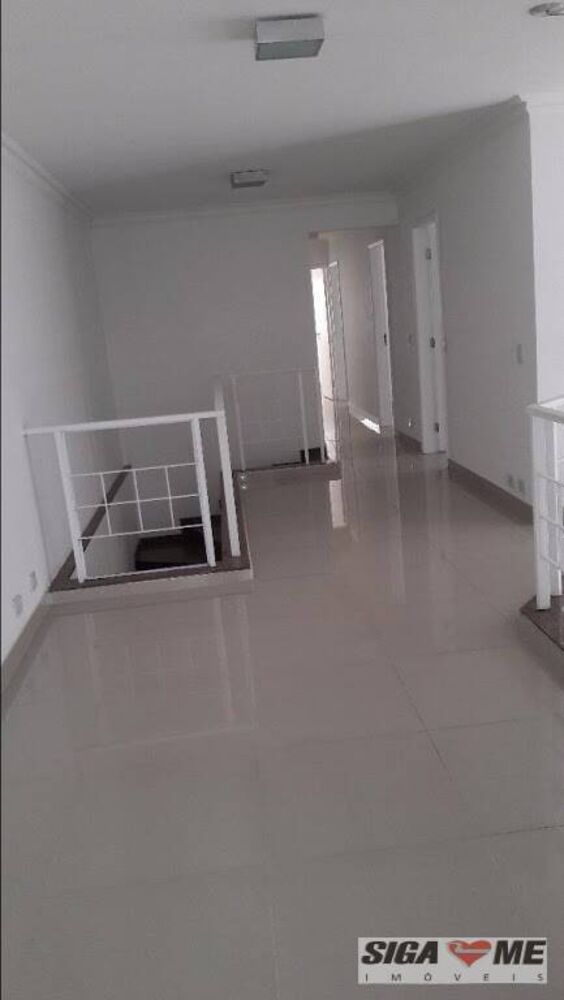 Sobrado para alugar com 1 quarto, 300m² - Foto 5