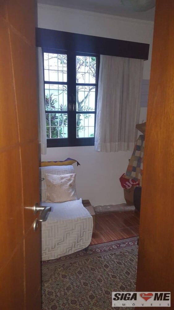 Casa, 3 quartos, 240 m² - Foto 4