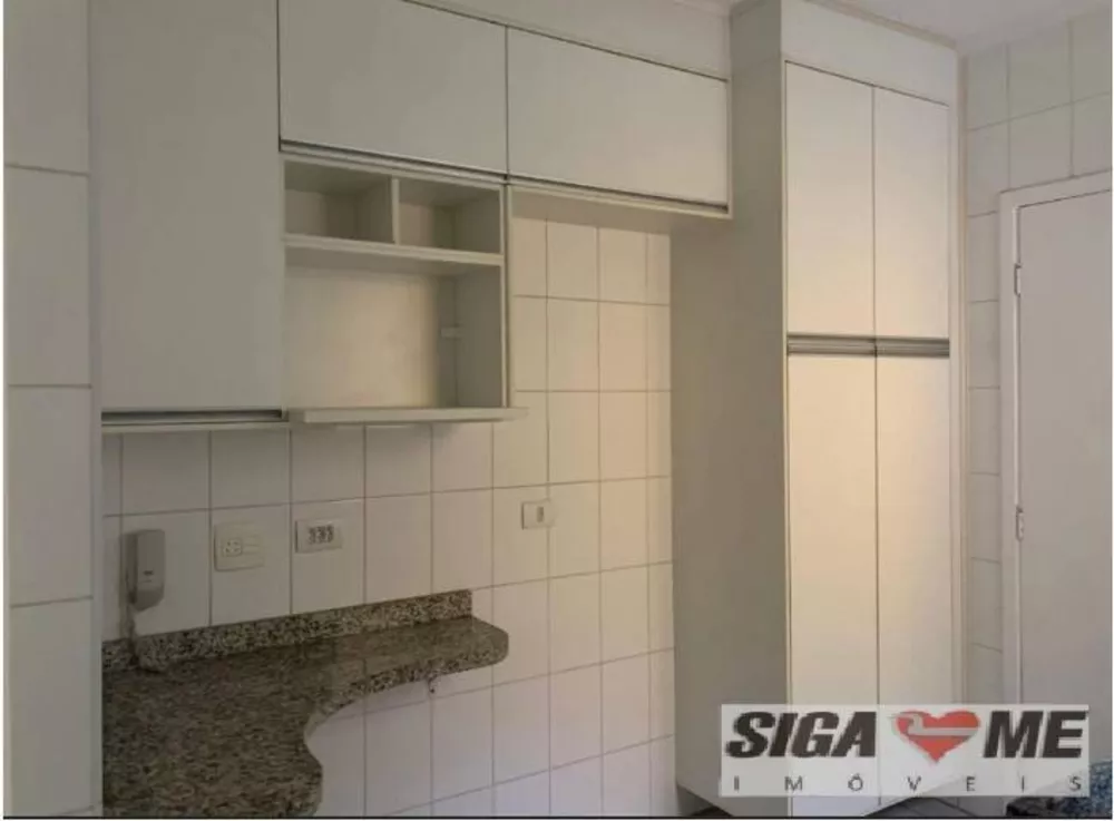 Apartamento à venda com 3 quartos, 93m² - Foto 2