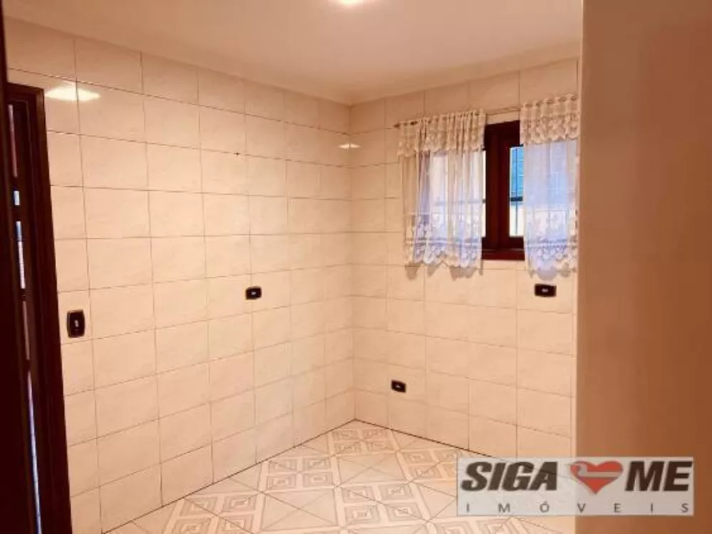 Casa à venda com 4 quartos, 500m² - Foto 4