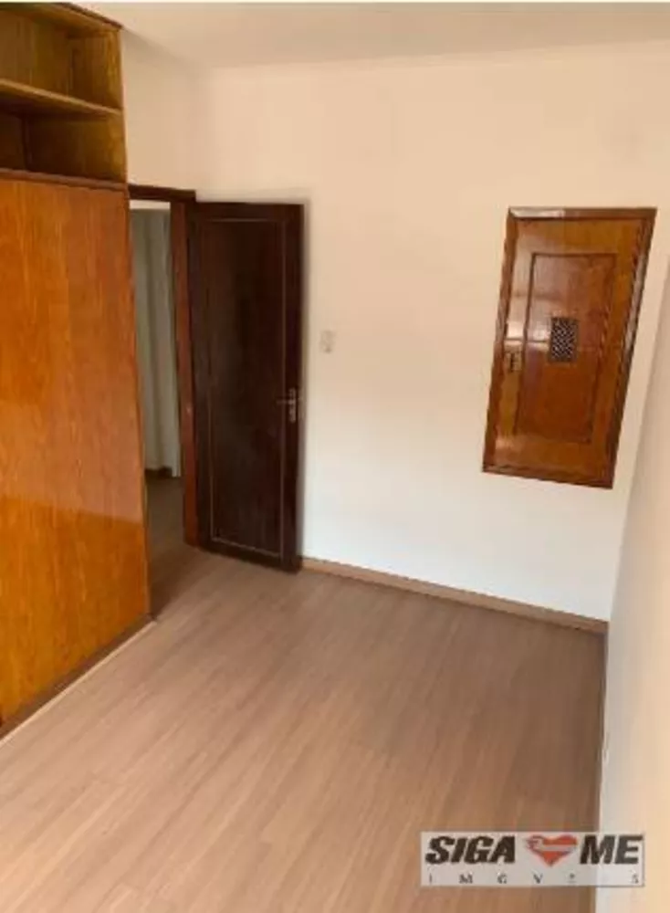 Casa à venda com 4 quartos, 182m² - Foto 4