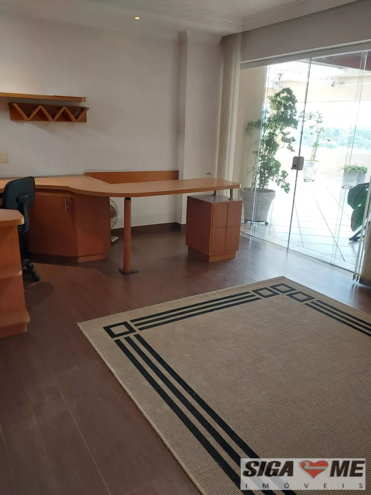 Apartamento à venda com 3 quartos, 230m² - Foto 2