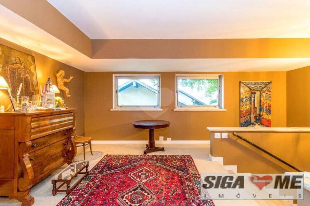 Casa à venda e aluguel com 4 quartos, 2554m² - Foto 9