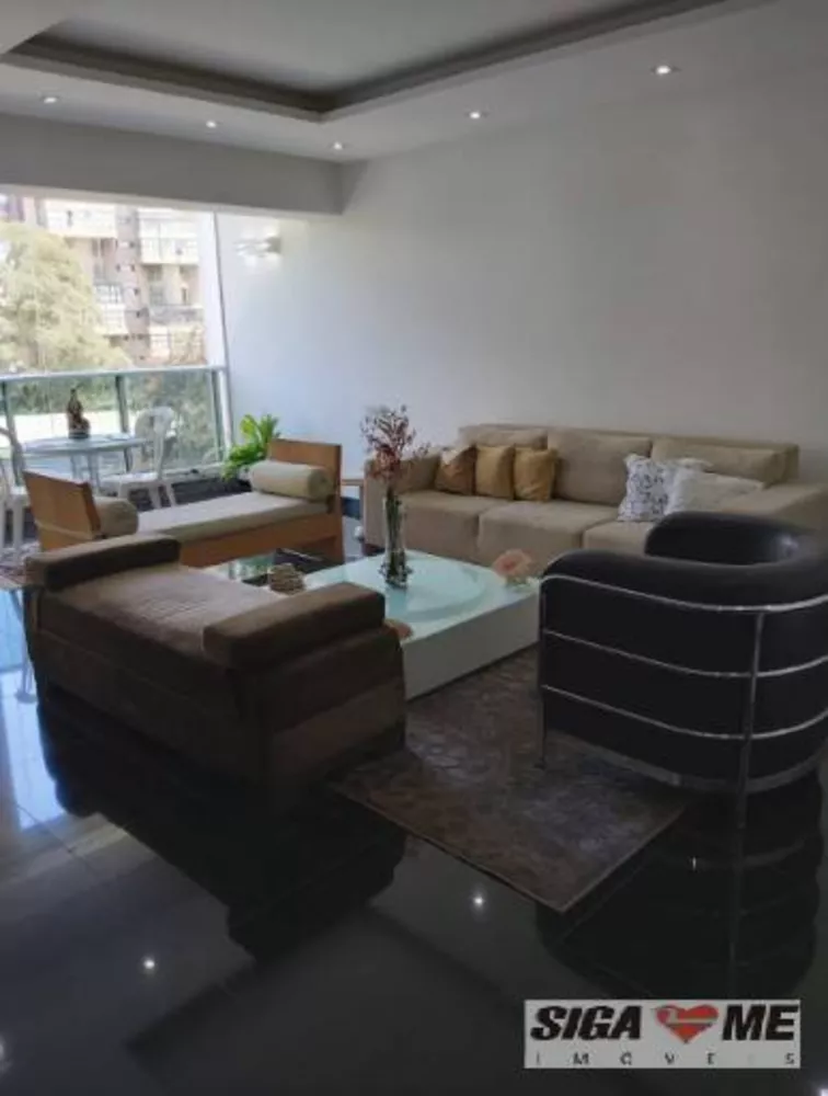 Apartamento à venda com 2 quartos, 140m² - Foto 4