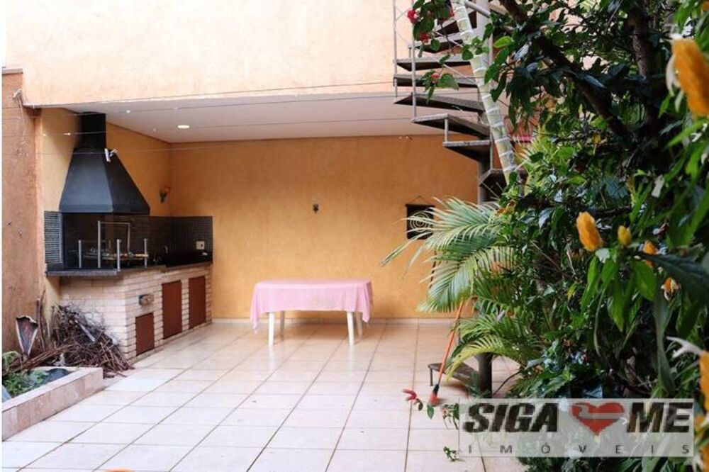 Casa, 3 quartos, 236 m² - Foto 8