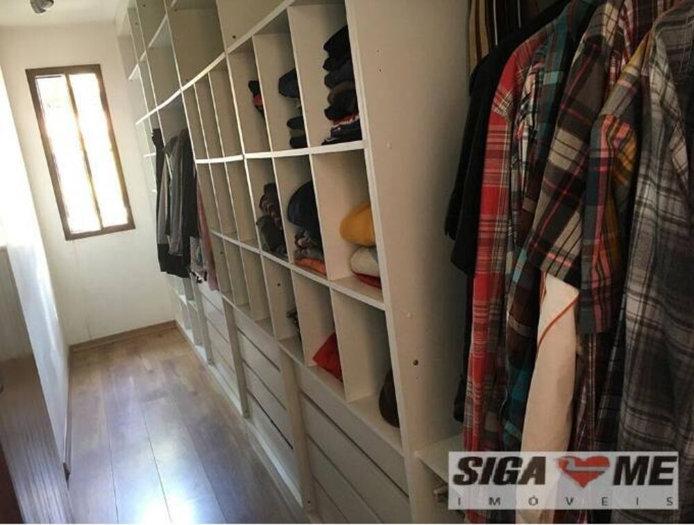 Casa, 3 quartos, 236 m² - Foto 2