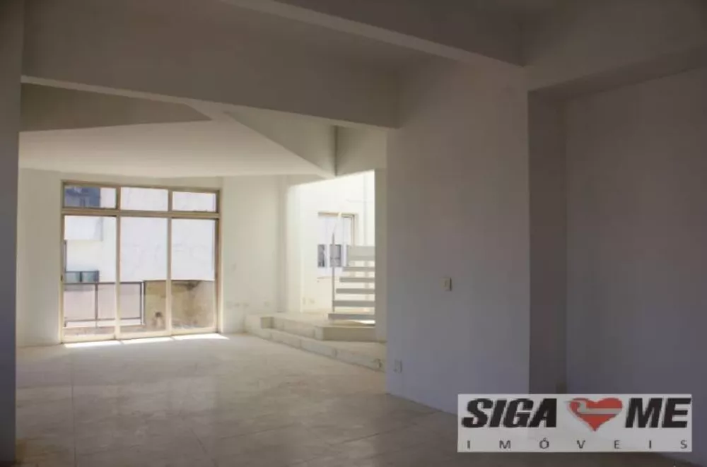 Apartamento à venda com 2 quartos, 642m² - Foto 1