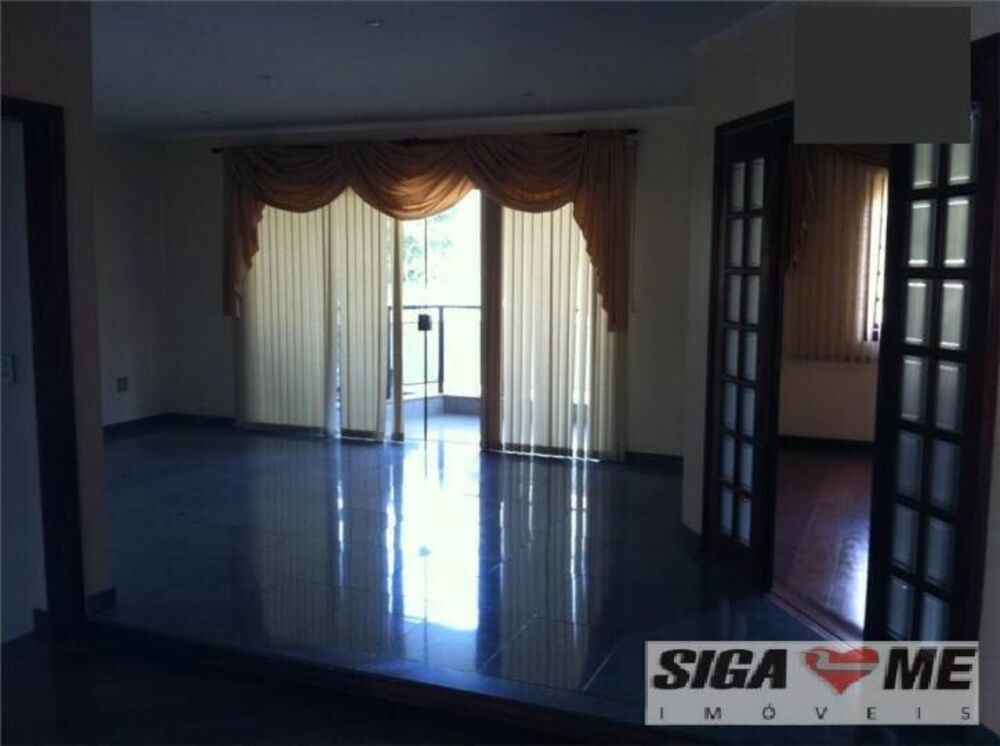 Sobrado, 4 quartos, 426 m² - Foto 1