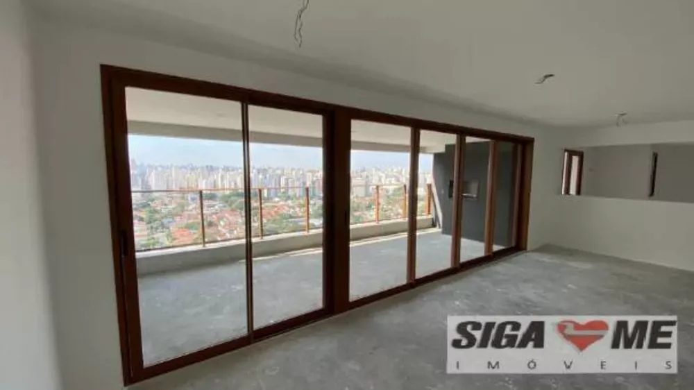 Apartamento à venda com 3 quartos, 145m² - Foto 1