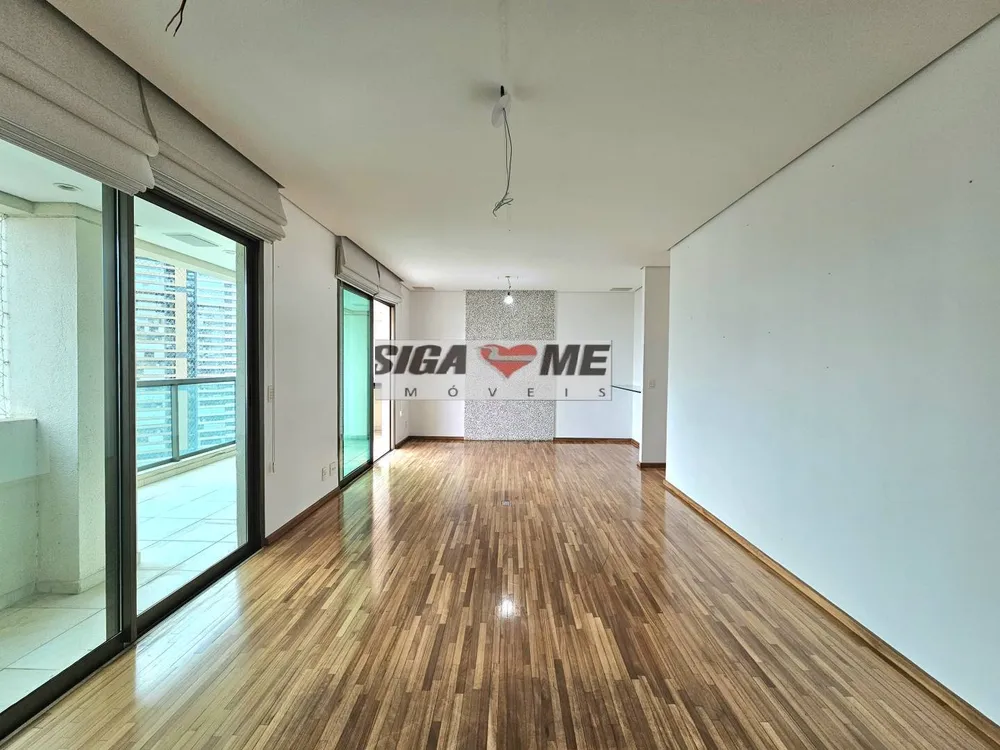 Apartamento, 3 quartos, 147 m² - Foto 2