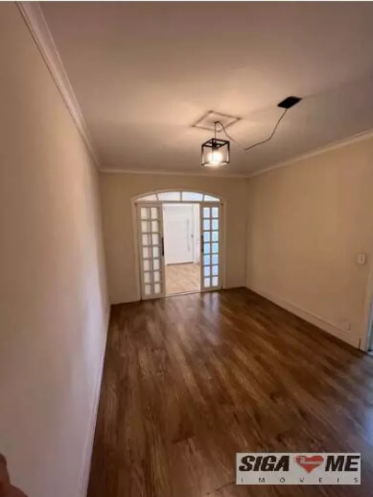 Casa à venda com 3 quartos, 250m² - Foto 3