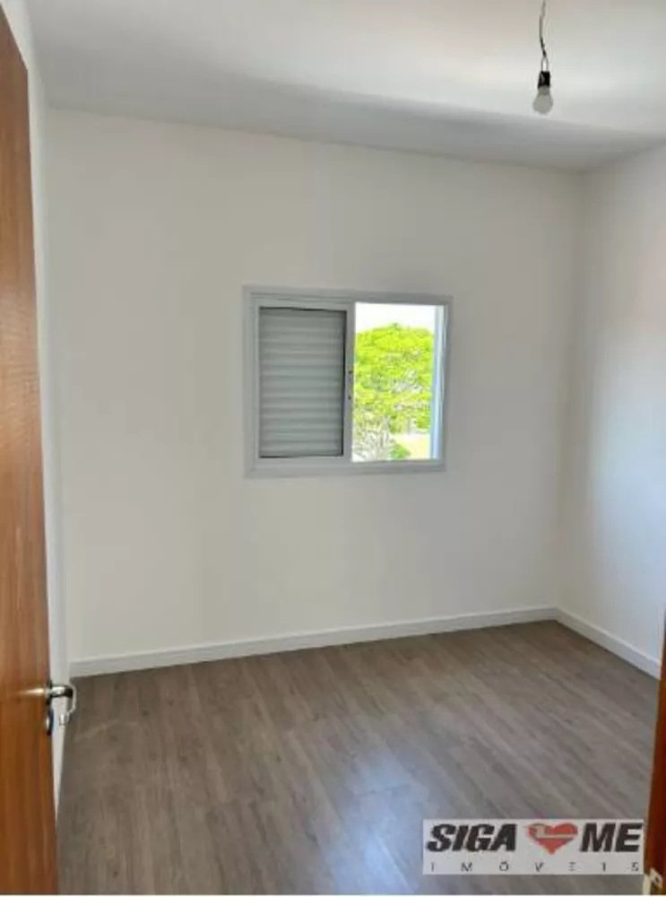 Sobrado à venda com 3 quartos, 141m² - Foto 2