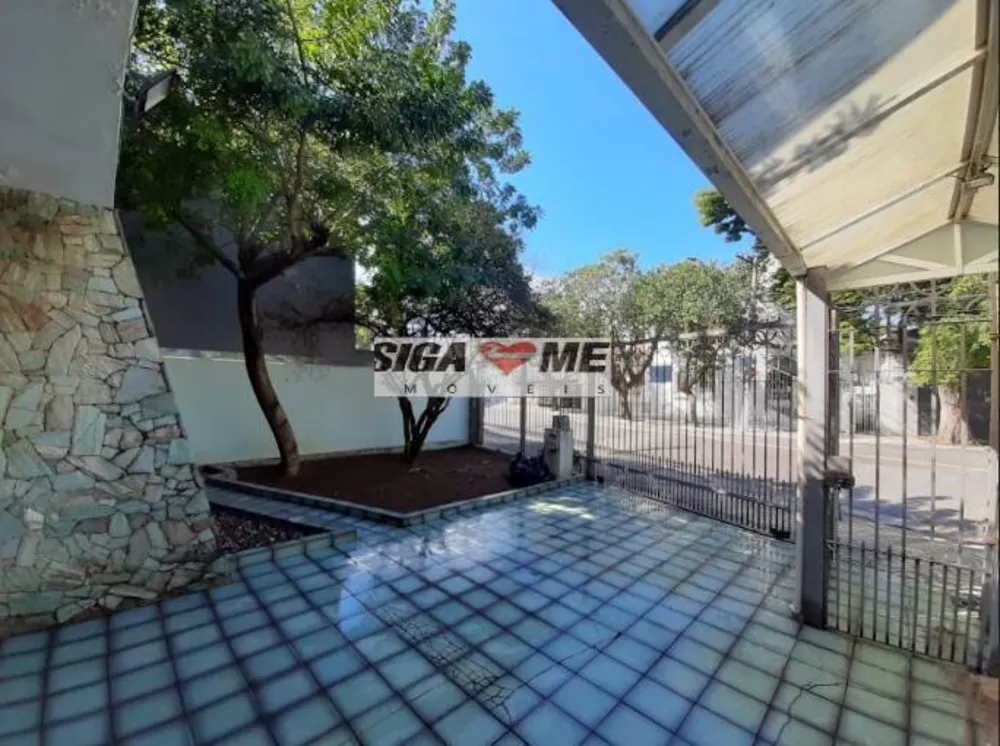 Sobrado, 8 quartos, 276 m² - Foto 2