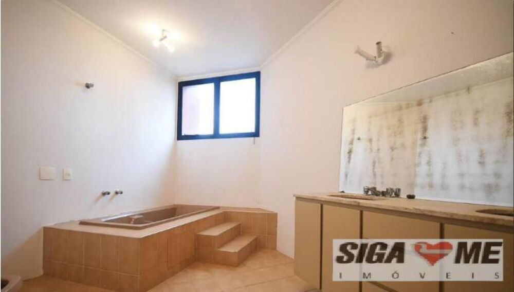 Apartamento, 3 quartos, 237 m² - Foto 2