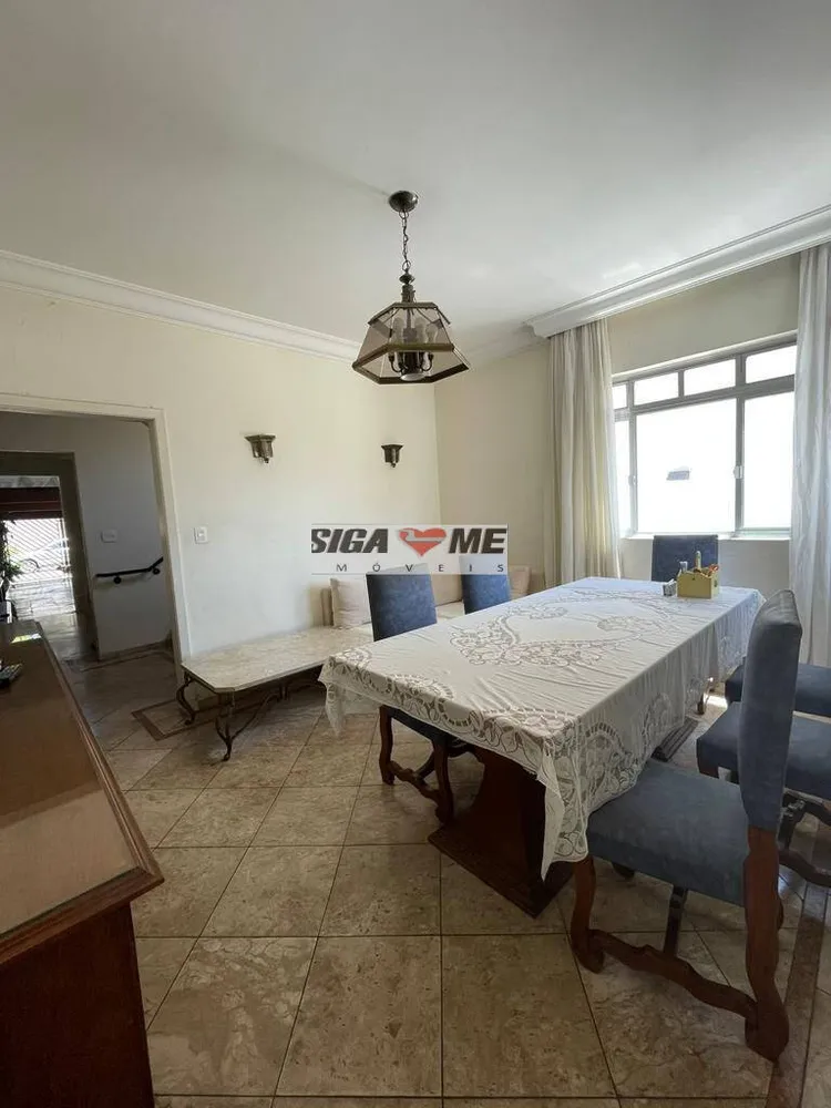 Casa, 5 quartos, 165 m² - Foto 2