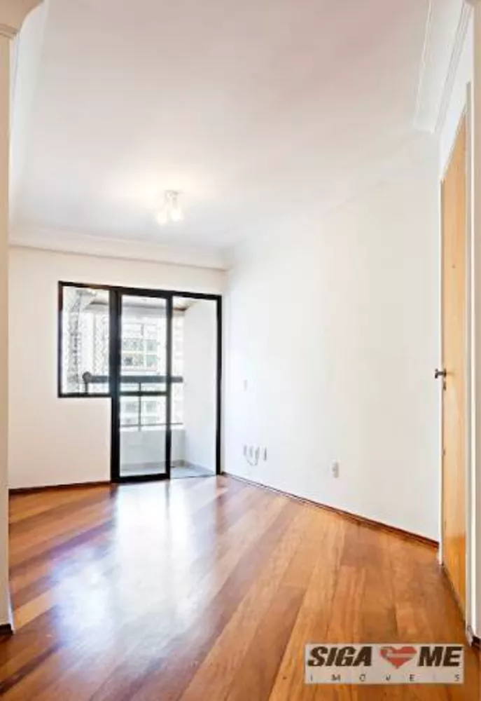 Apartamento à venda com 2 quartos, 75m² - Foto 2