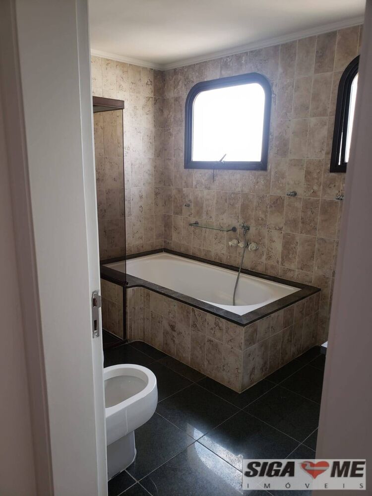Apartamento à venda e aluguel com 6 quartos, 647m² - Foto 9