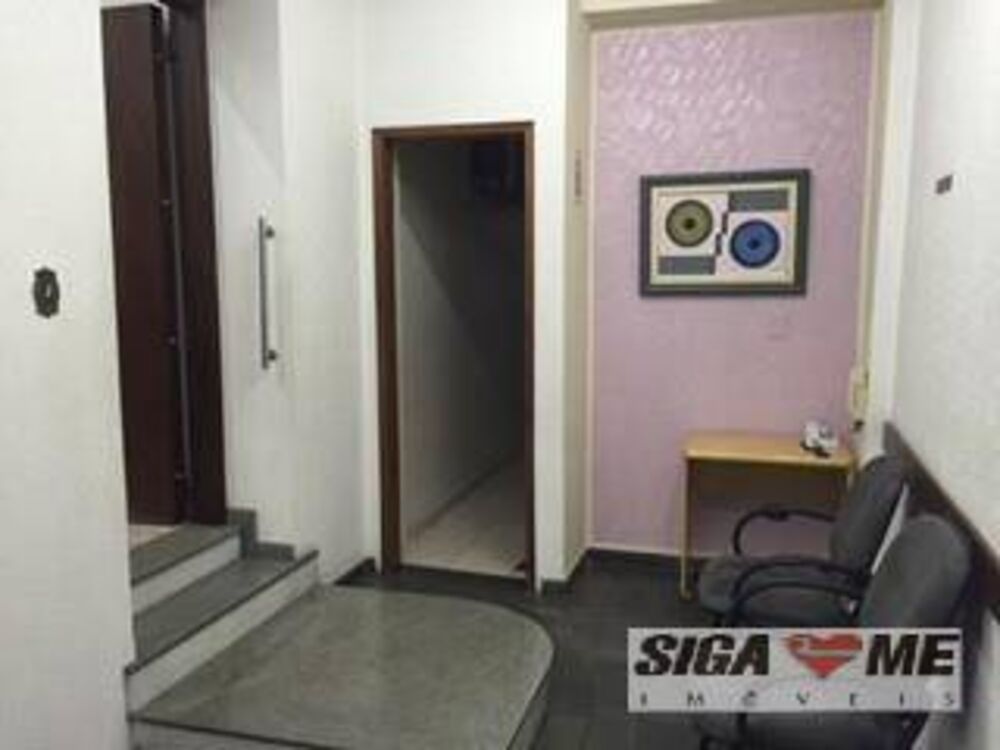 Casa à venda com 3 quartos, 196m² - Foto 2