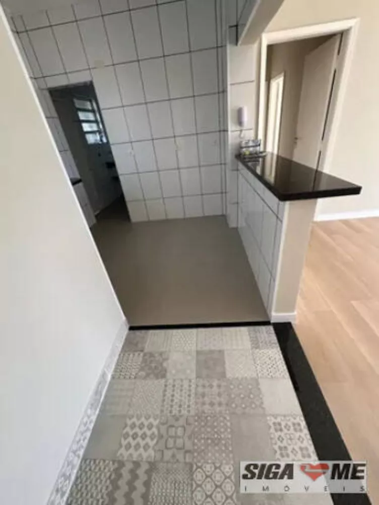 Apartamento à venda com 2 quartos, 81m² - Foto 3