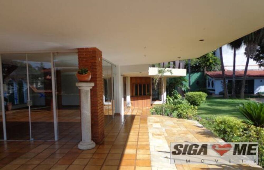 Casa à venda com 4 quartos, 840m² - Foto 4